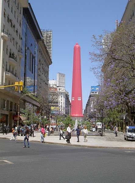 443px-Condom_on_Obelisk,_Buenos_Aires